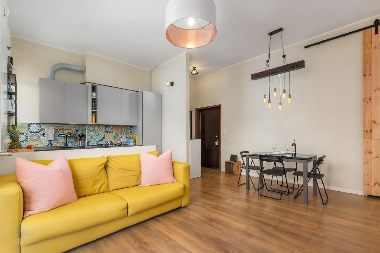 Maiolica Apartment - Free Parking And Great Connection To Linate And Duomo Milan
